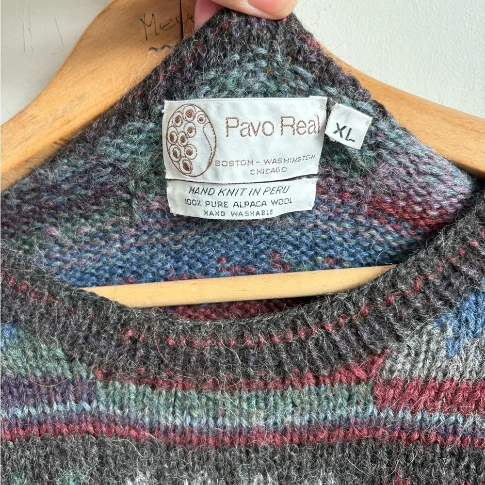 Pavo Real Hand Knit in Peru 100% Pure Alpaca Wool Sweater XL
